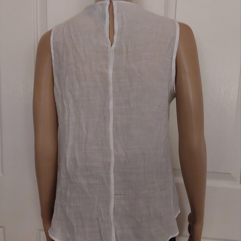 WHITE LINEN TOP - Picture 3 of 3